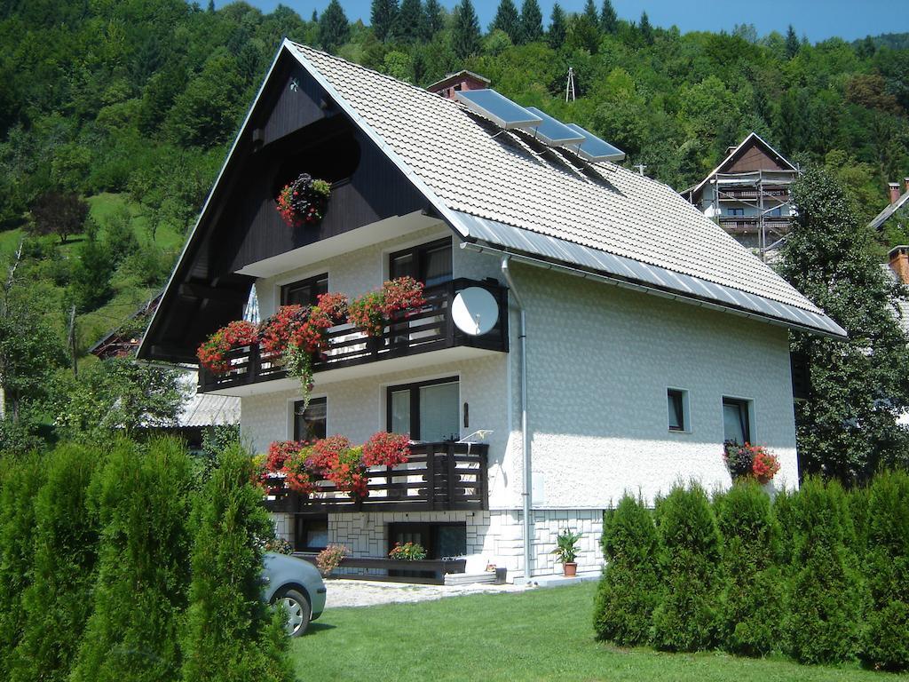 Apartments & Rooms Stare Bohinj ภายนอก รูปภาพ